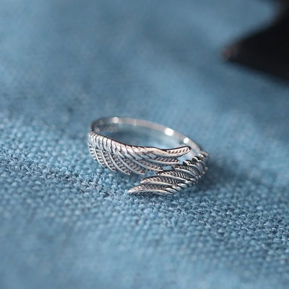 NEW Carved Unisex 925 Sterling Silver Adjustable Angel Wing Ring - Picture 15 of 15